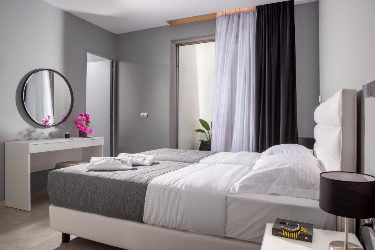 Rock Bay Villas - Luxury Villas In Crete アギア・ペラギア エクステリア 写真